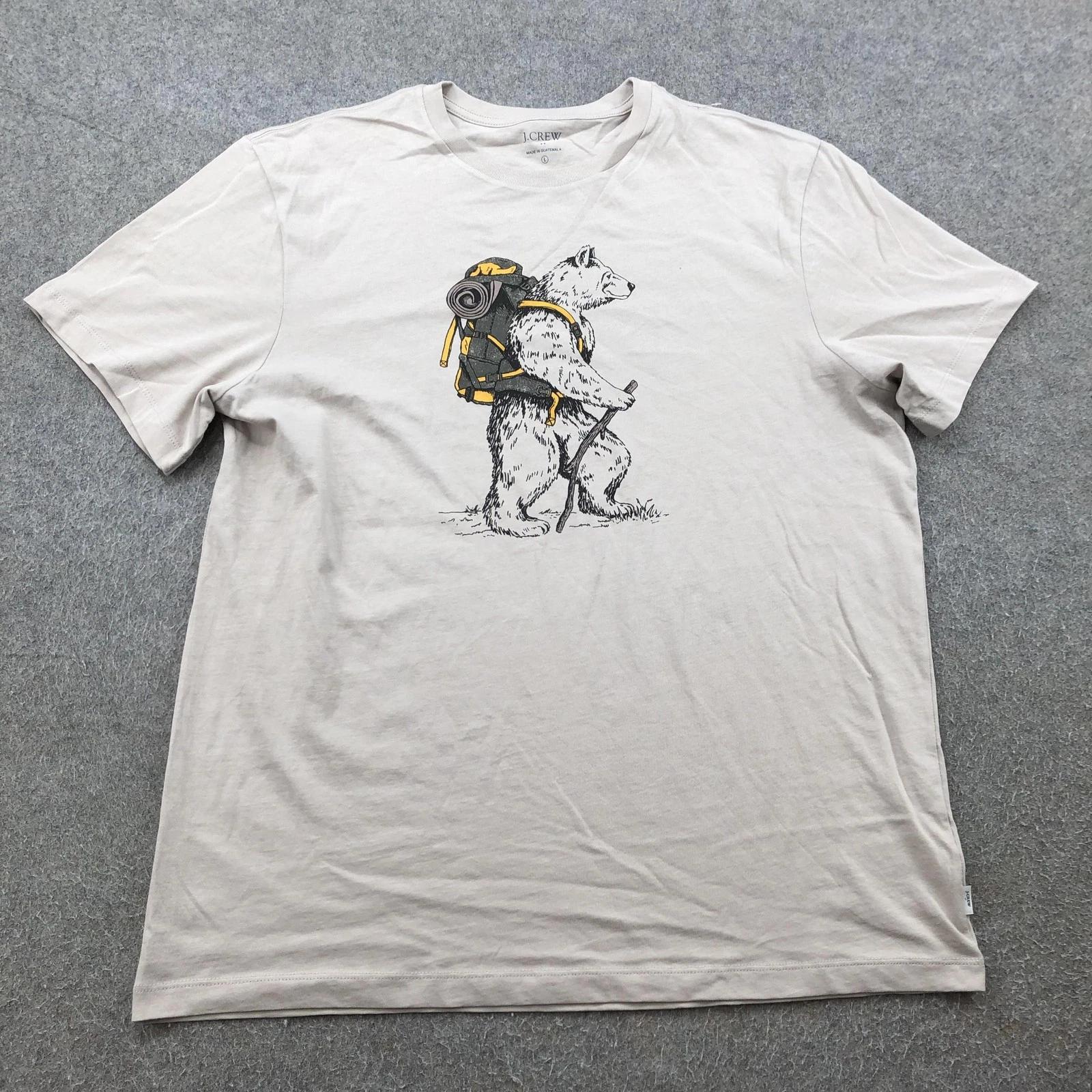 

J Crew Shirt Mens Large Beige Hiking Bear Backpack Graphic Tee Outdoors Camping S