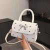 Bow Casual Fashion 2025 Summer New Simple Design Sense Love Foreign Style Shoulder Handbag Women