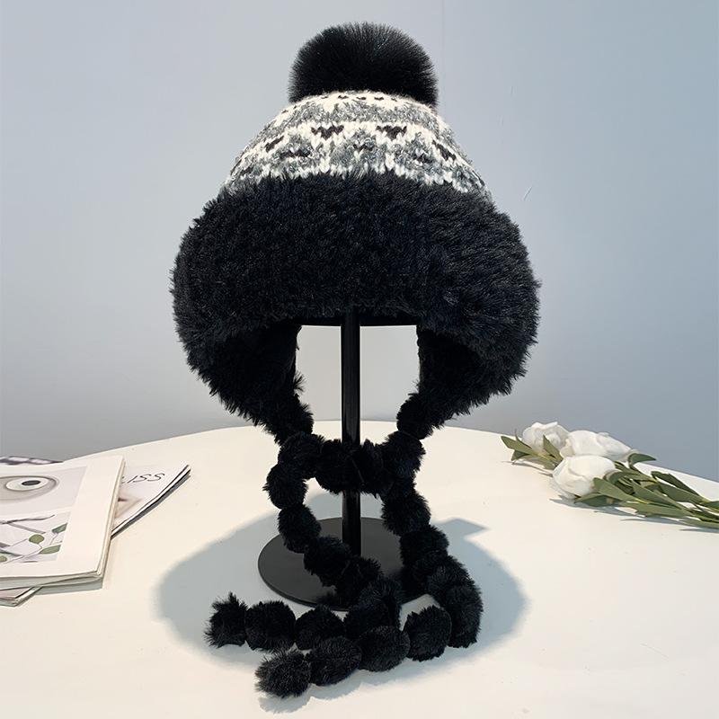 

Ветрозащитные завязки Плюшевые наушники Детские утепленные теплые вязаные шапки на осень и зиму Подчеркивают маленькое лицо Шерстяная шапка тренд чёрный