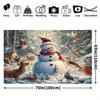 Frohe Weihnachten! Ein Winterkulissenhintergrund mit einem Schneemann und Wildtieren aus Polyesterstoff in Standardgröße.l