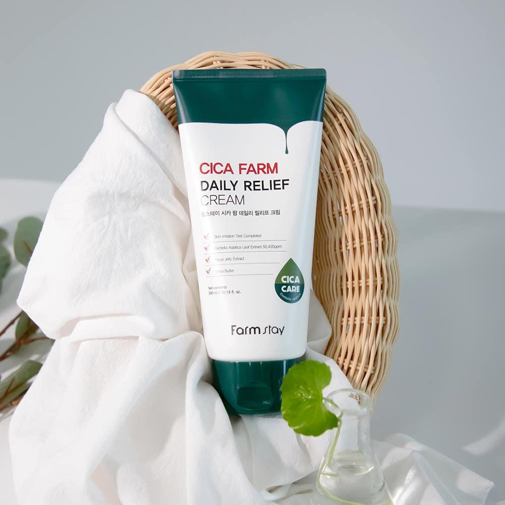 Farmstay Cica Farm Daily Relief Cream Soothing Hydrating 300ml