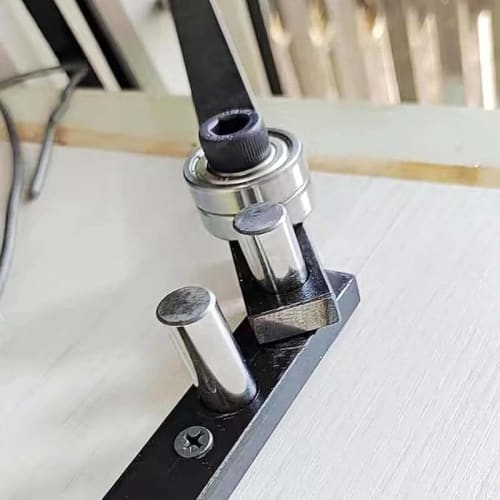 Vilom Manual Steel Bender: Compact Benchtop Bending Tool | For Iron Bars, Flat Bars, and Squared Bars | Maximum Bending Angle Control | Manual Operati