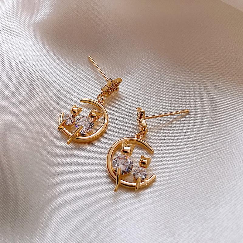 New Arrival Rhinestone Trendy Geometric Dangle Earrings Gold Color Metal Moon Cat Shape Elegant Party Jewelry For Women