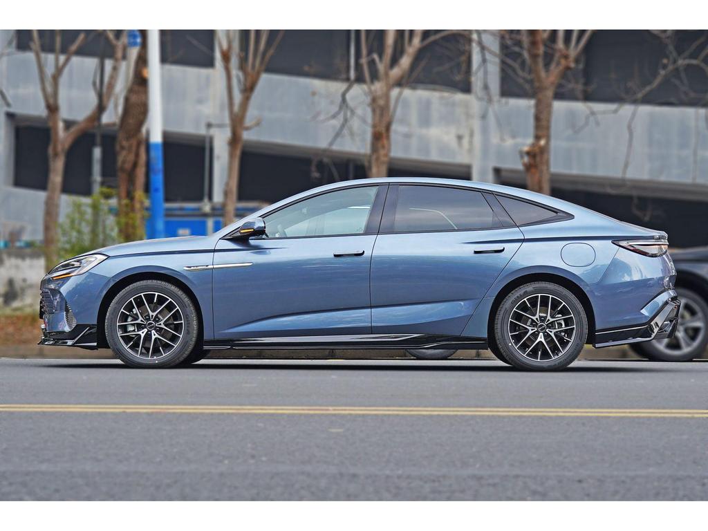 BYD Seal DMi Body Kit: Front & Rear Lips, Side Skirts, Splitter, Rear Wing.