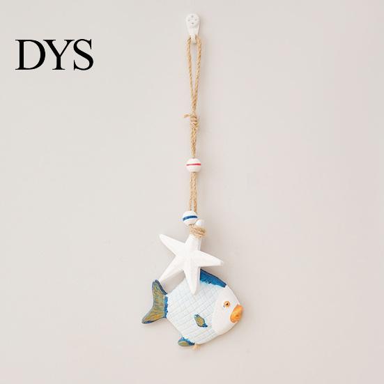 Hanging Sea Creature Display Mediterranean Nautical Wall Decor, Handcrafted Wooden Ocean Style Ornaments, Decorative Pendants with Animal Cotton Rope
