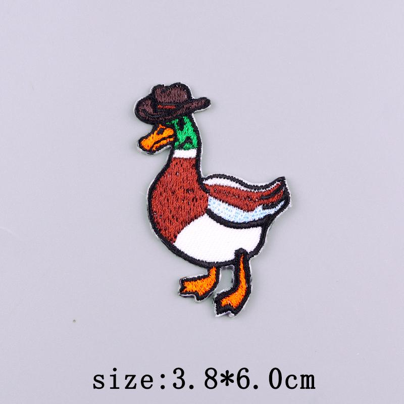 Letters Flower Embroidery Patch Iron On Patches For Cloting Cartoon Embroidered Patches On Clothes Applique Stickers Decor
