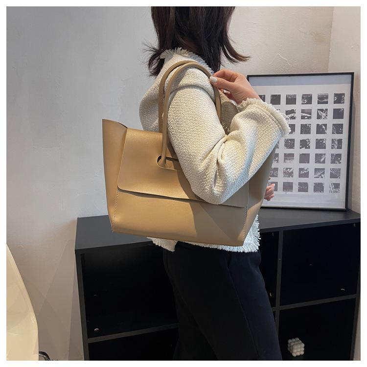 Women Casual Commuting Bag Large Capacity PU Leather Vintage Shoulder Bag Solid Color Fashion Tote Handbag Retro Messenger Bag