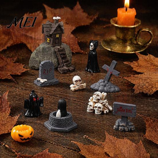 Halloween Aquarium Ornaments Miniature Resin Ornaments, Micro Landscape Desktop Decor, Horror Small Statue Decor Scene Accessories for Fish Tank Moss