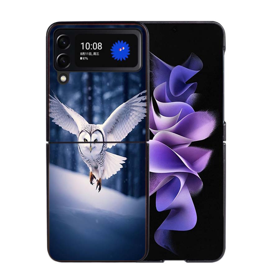 

Owl in Winter Phone Case For Samsung Z Flip 7 6 5G Galaxy Z Flip4 Z Flip5 Z Flip3 Coque Black Hard PC Shell Protective Cover Samsung Z Flip 3 5G