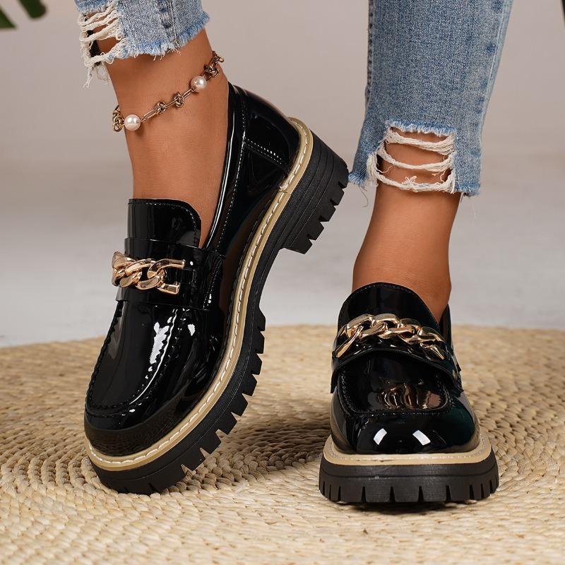 New Large-sized Thick-soled Shoes with Round Heads and Fashionable Square Heels