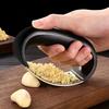Instrumentos para trabalhar com frutas e vegetais – Espremedores de alhos