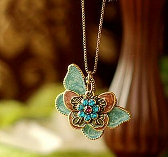 

Длинное женское ожерелье X421 с цветными хрустальными бусинами - Коллекция модных украшений