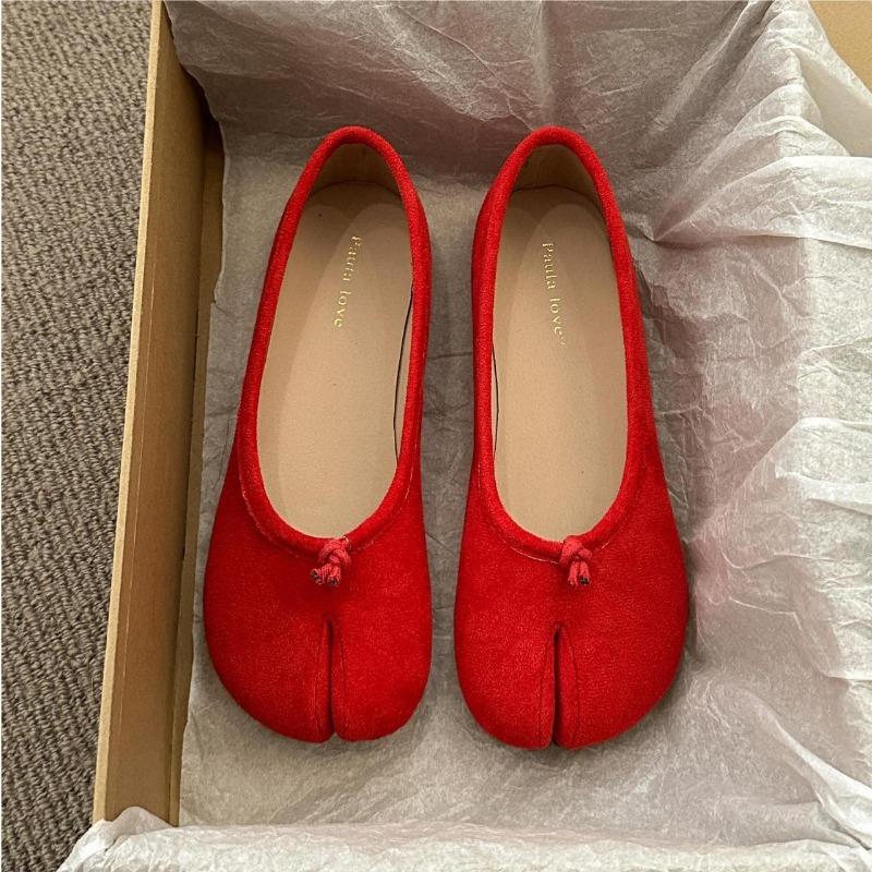 

Мода 2025 Весна Осень Косплей Балетки Обувь с раздвоенным носком Женская Обувь Одинарная Обувь Ленивый Слипон Дизайн Обувь Кожаная Обувь Дамские Лоферы 40 красный