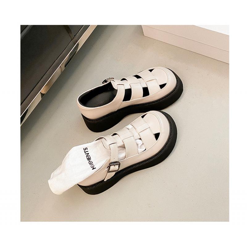 Leather Baotou Sandals Women's Summer 2025 New College Style Hollow Casual Shoes Muffin Platform Roman Sandals