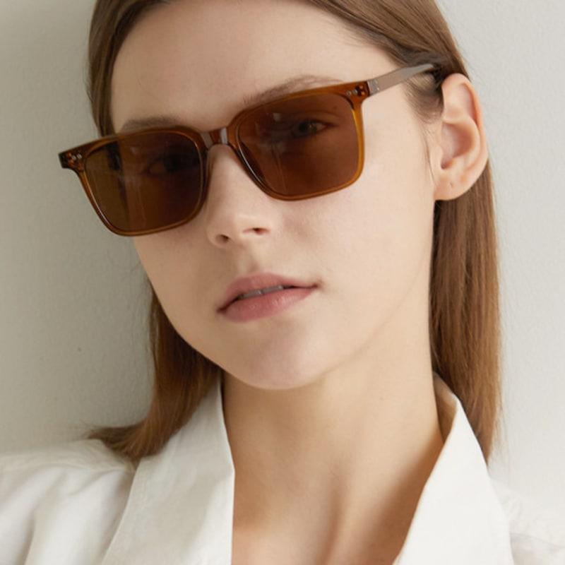 

One Brilliant Oskar-OB332-Brown FREE