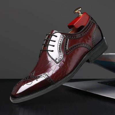 Herrenschuhe Modische Oxford-Schuhe Hohe Qualität Spitze Hochzeitschuhe für Herren Luxuriöse Brogue-Anzugschuhe Büro Gentleman Flache Schuhe