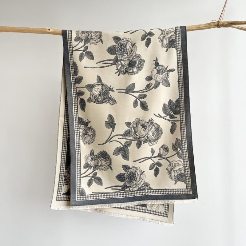 New warm women's scarf, elegant thickened scarf in autumn and winter, dual-purpose shawl, and a cold scarf for elders