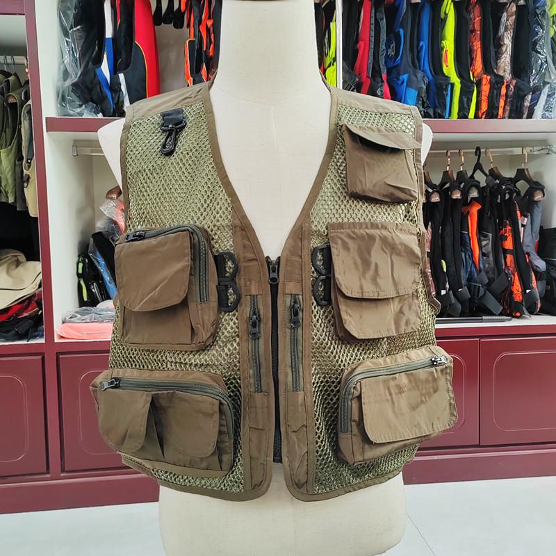 Men's Breathable Multi-Pocket Outdoor Vest for Fishing, Photography, and Workwear