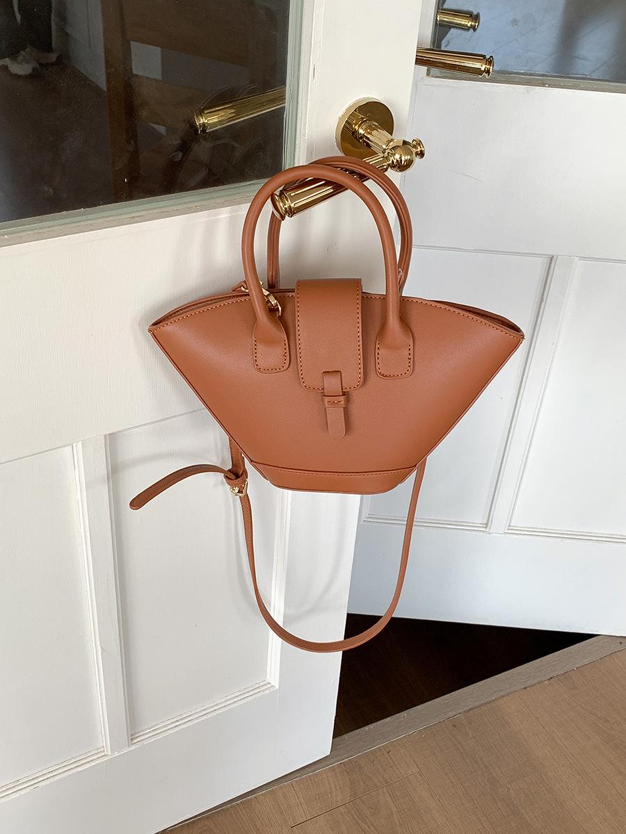 

Korean Style Women s Fashion Handbag - Chic PU Crossbody Bucket Bag