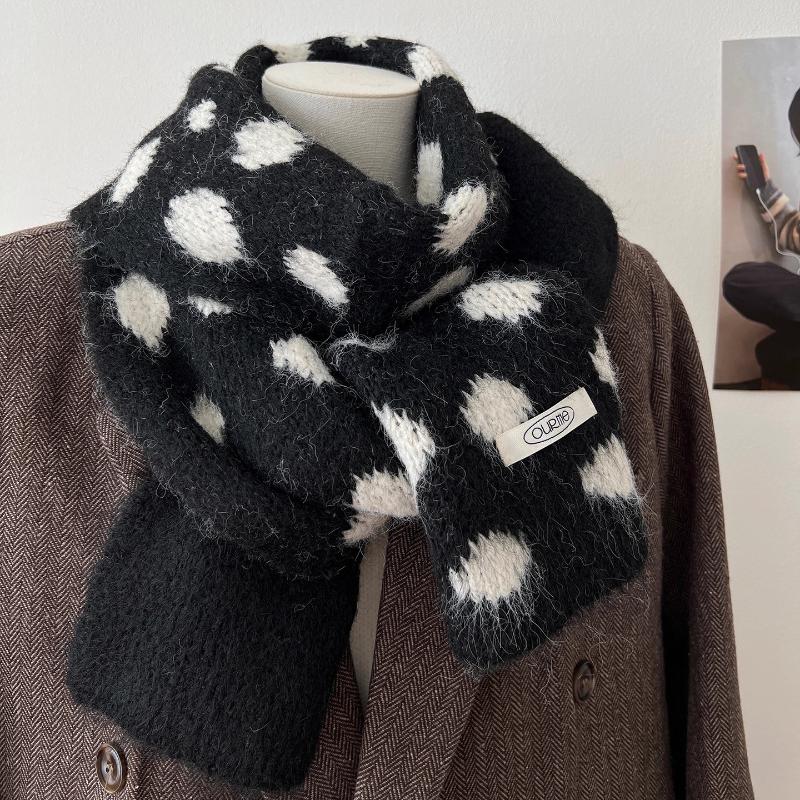 Korean Style Polka Dot Plush Knitted Scarf Soft Thick Color-Block Scarf Thermal Windproof Neck Warmer Scarves