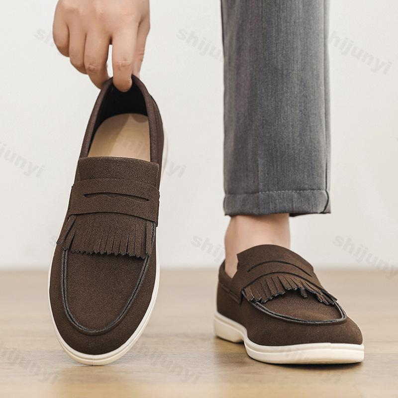 Fashion Men Flat Loafers 2025 Frosted Suede Flat Tassel Comfortable Non Slip Fashion Loafers Lightweight Trendy Outdoor Casual Shoes
