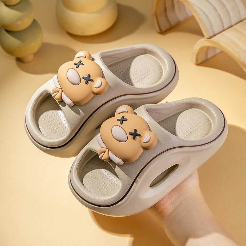 Children EVA Slippers with a soft, cushy feel for boys and girls in summer Cartoon cute soft-soled thick-soled children s outdoor sandals 160MM