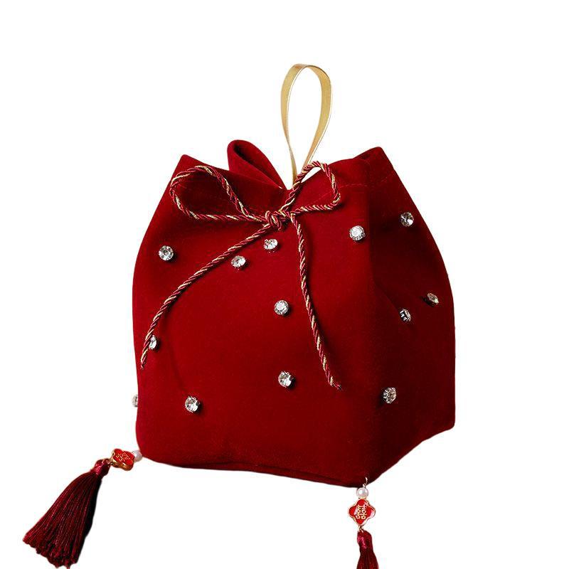 Bridesmaid Handbag Gift: Wedding Favor Red Envelope Candy Box