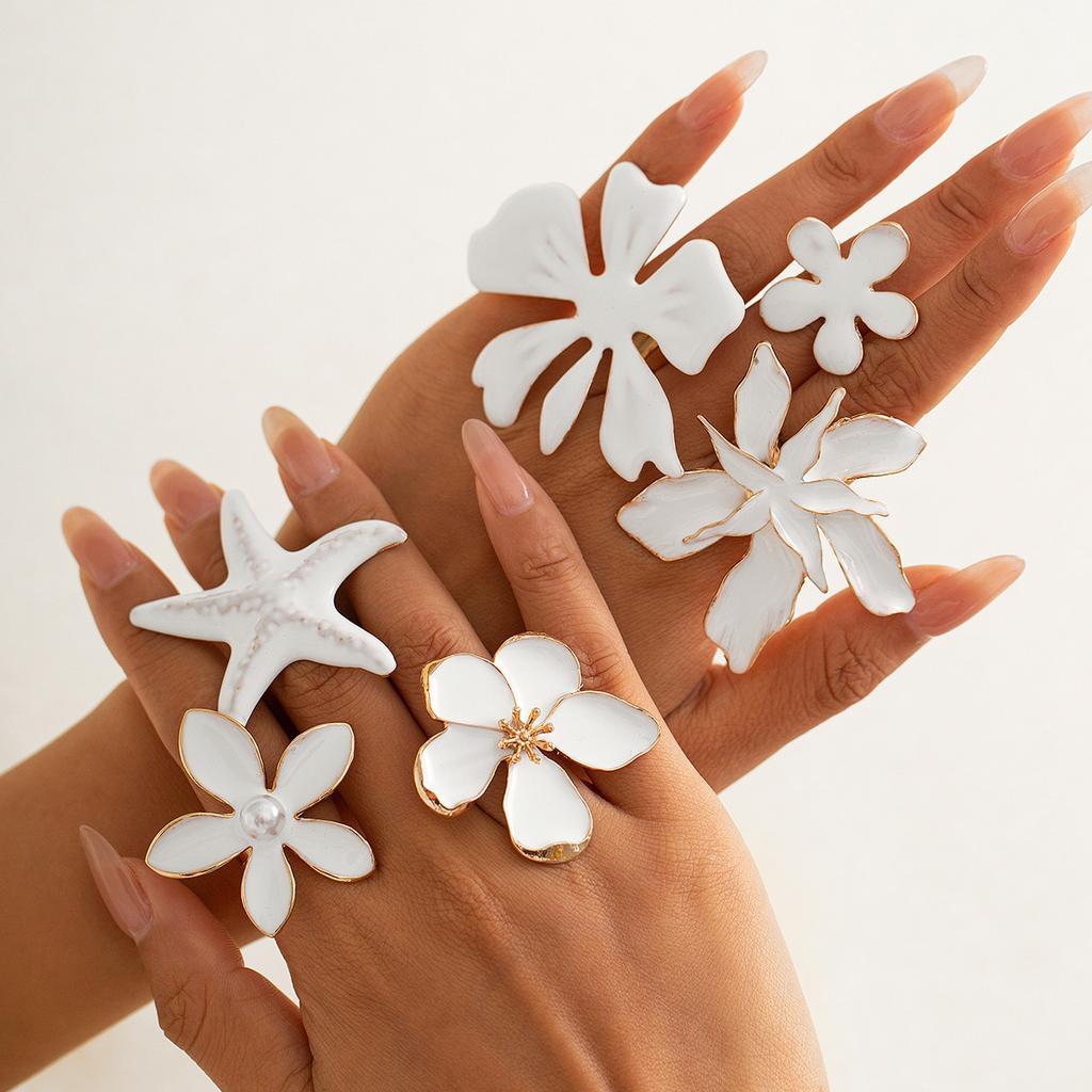 Summer Cavation Oil Dripping White Pearl Flower Ring Exaggerated Jewelry Gift Geometric Adjustable Metallic Starfish Rings for Women