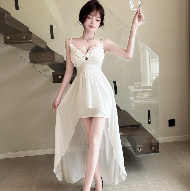 Elegant Low-Cut Bodycon Dress with Irregular Straps and Flared Hem