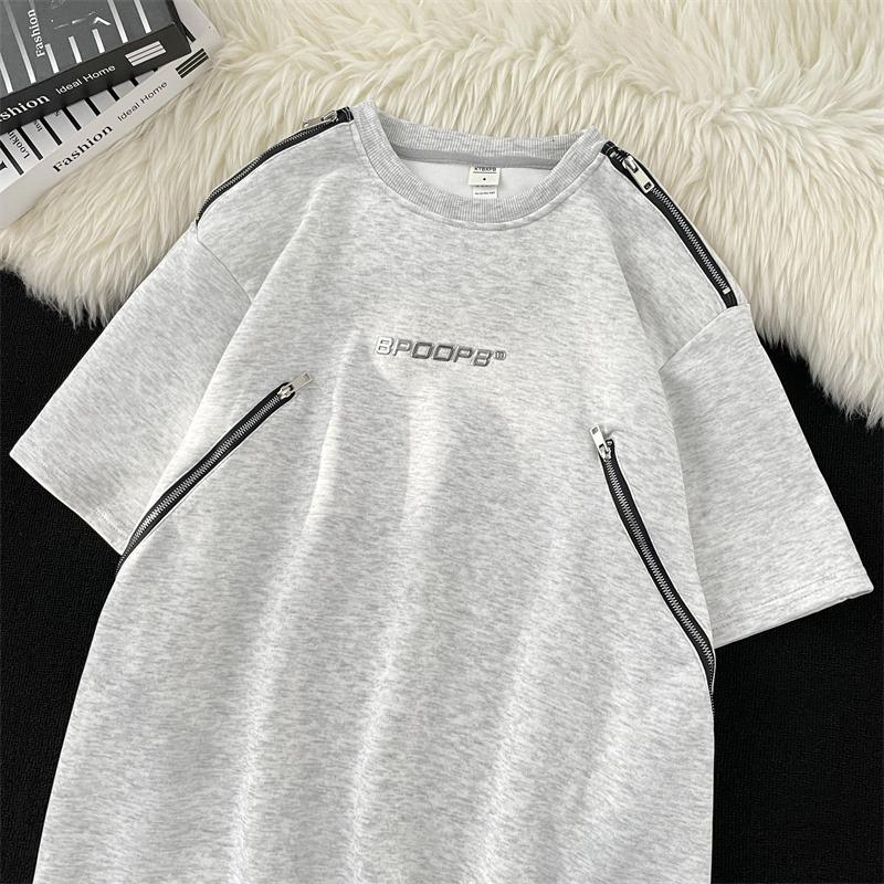 

Унисекс футболка с коротким рукавом и круглым вырезом с металлическими наплечниками в стиле тяжелой промышленности Large белый/серый