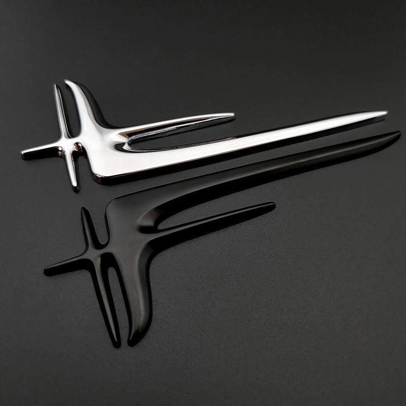 Adesivo Decorativo de Metal para Lateral de Carro Mercedes-Benz Classe C/Classe E