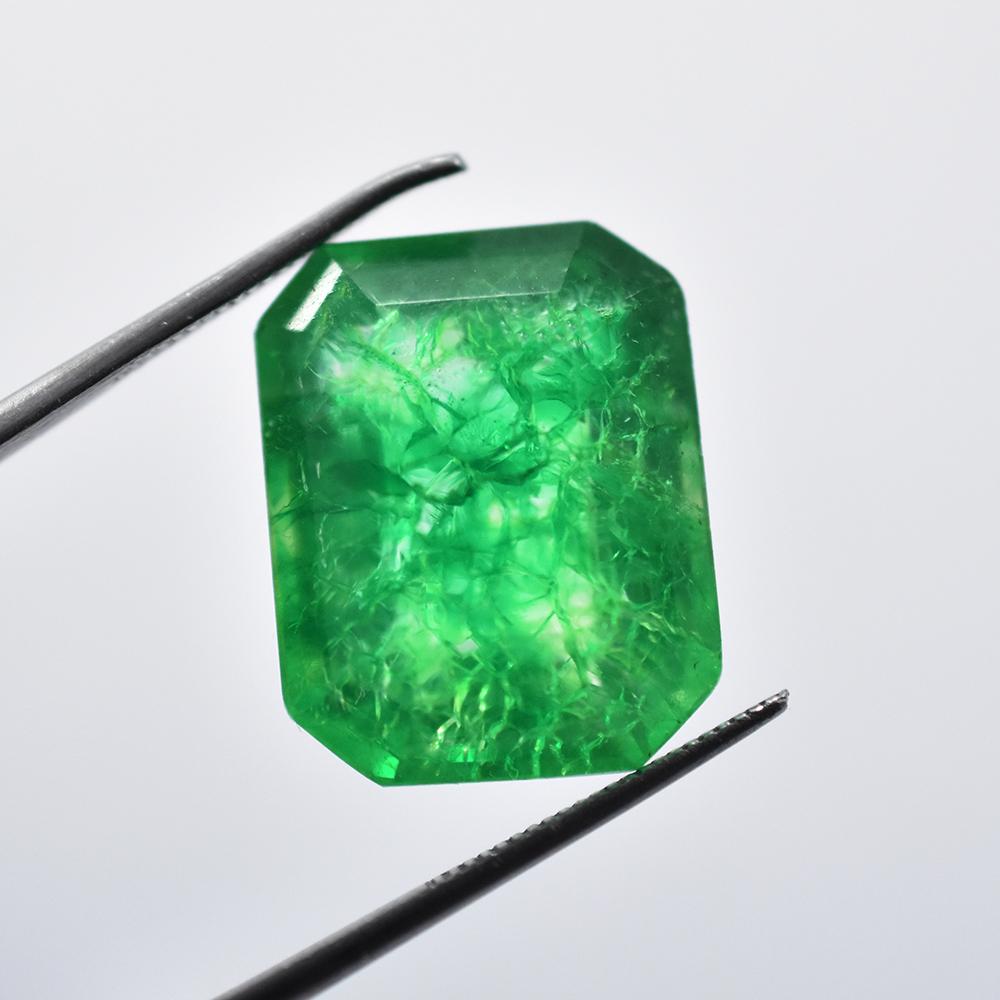 Natural Green Emerald Loose Gemstone 21.05 ct Emerald Cut for Jewelry Making and Gem Collections