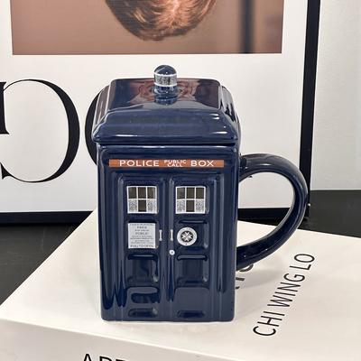 Creative Retro British Police Booth Cup Ceramic Cup Phone Booth with Lid Novelty Mug Coffee Cup Tea Cup