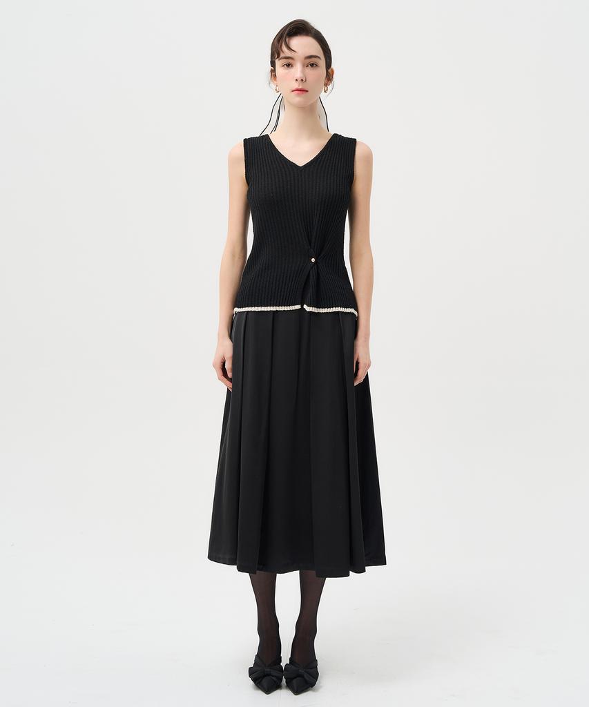 Pelimela 2-Way V-Neck Square Neck Knit Sleeveless (Black)
