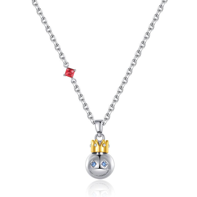 Fashionforward Face Smiley Crown Necklace Sleek Geometry Design Perfect For Unisex Casual Wear