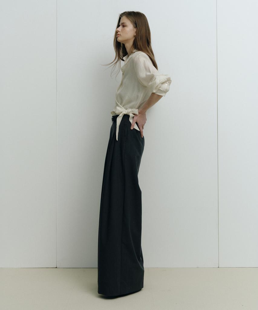 Sellebsyabedisyeon 26Ss Belted Double-Pleat Drape Pants