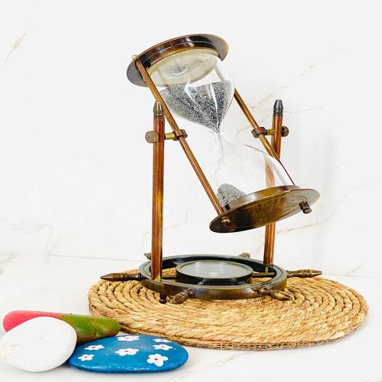 17.78 Cm Brass Hourglass Sand Timer with Compass Wheel Office Decor Gift