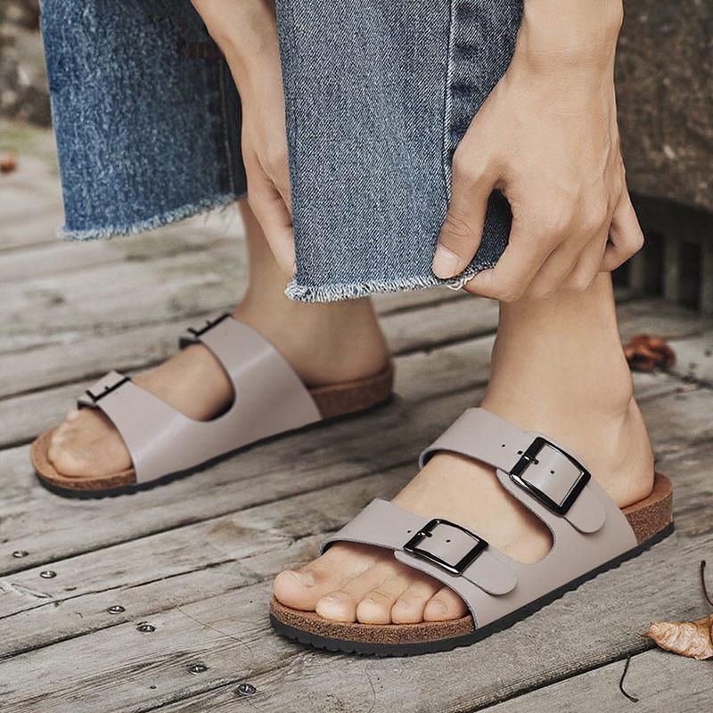 Fashion British Style Men Cork Slippers Fashion Casual Leather Outdoor Antiskid Sandals Summer Comfort Soft Bottom Flat Designer Shoes