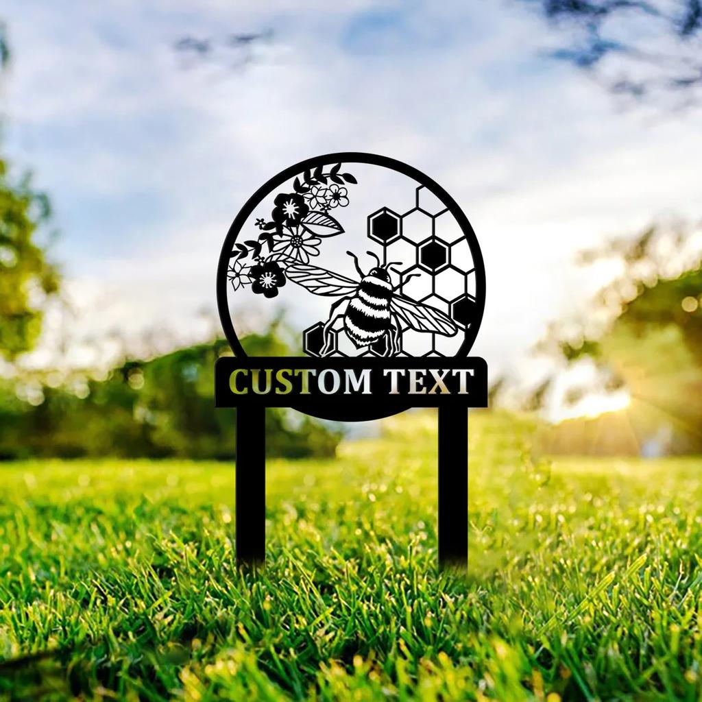 Metal Garden Art Bee Sign, Outdoor Yard Decor, Beekeeper Gift, Rustic Metal Stake, Honeybee Wall Decor, Garden Ornament