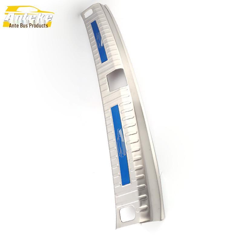 Maxus D90 Rear Guard Stainless Steel Trunk Protector Decorative Sticker