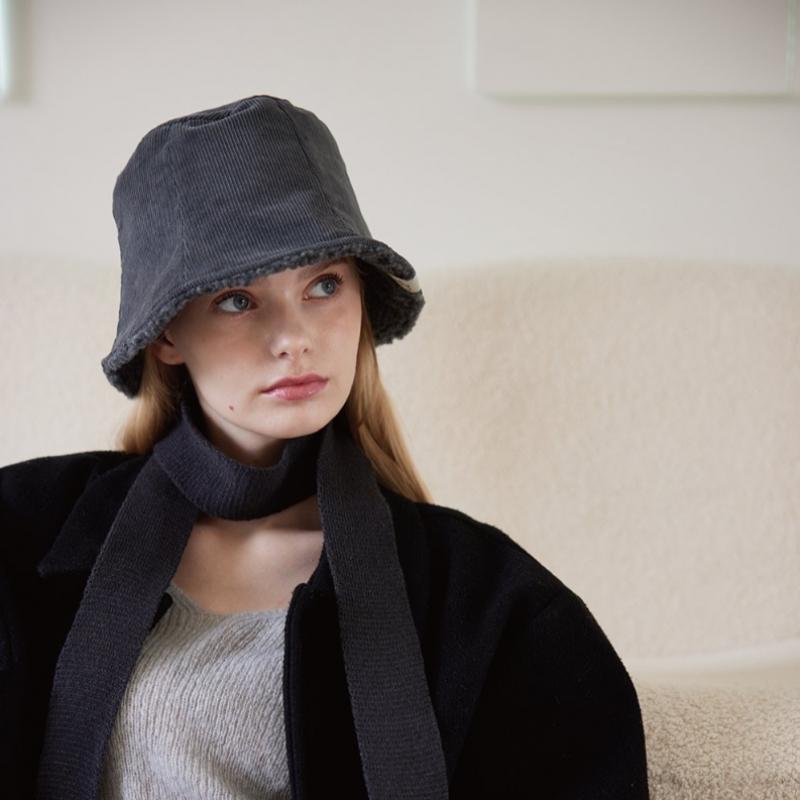 Allincomplete Teddy Reversible Bucket Hat  3 Colors 