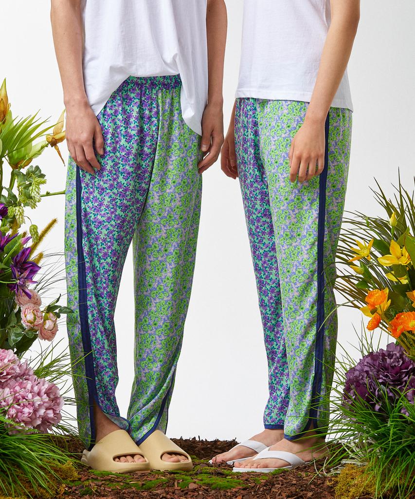 Weibeugeon Bubble Flower Elastic Waist Pants