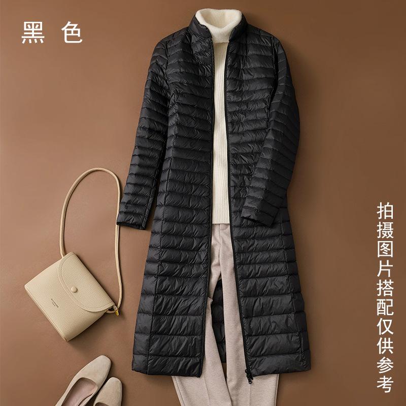 

2025 осінньо-зимова нова легка та тонка пухова куртка жіноча подовжена зі стійкою коміром вище коліна приталена куртка великого розміру 4XL 72.5 kg to 80 kg чорний