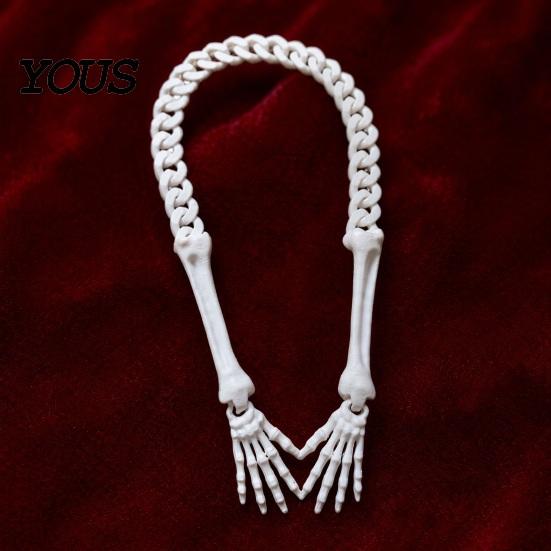 Necklace Halloween Gothic Skeleton Hand Necklace, Punk Cosplay Skull Claw Pendant Palm Choker, Costume Jewelry for Men Women