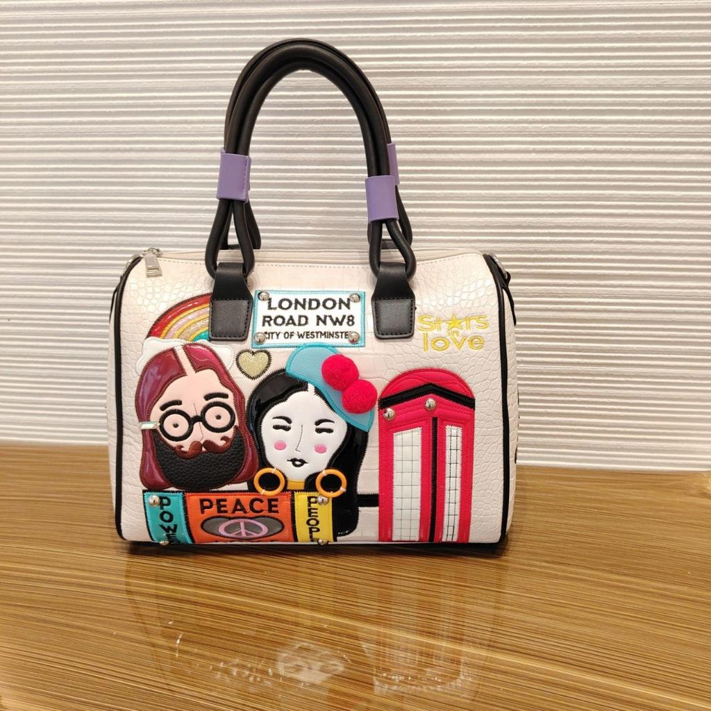 Trendy Handbag Niche Design Women'S Bag Creative Embroidery Shoulder Messenger Women'S Bag Boston Bag
