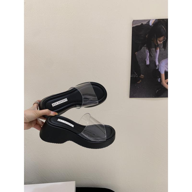 

Толстоподошвенные высокие прозрачные шлепанцы на платформе с открытым носком для летней женской носки, нескользящие повседневные пляжные сандалии-сандалии с подошвой-маффином 35