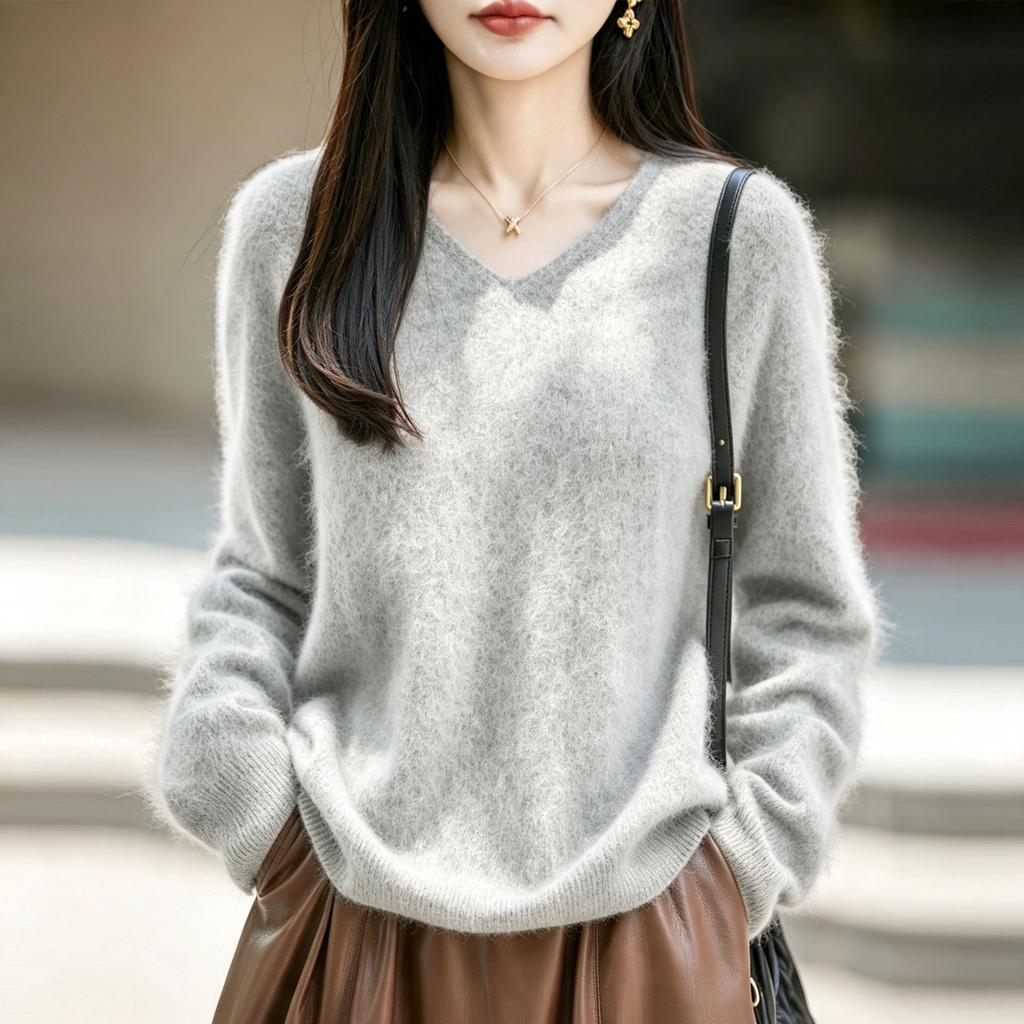 Seamless Brushed Knitted Wool Sweater for Women with V-neck, Loose Fit, Long-sleeved Top