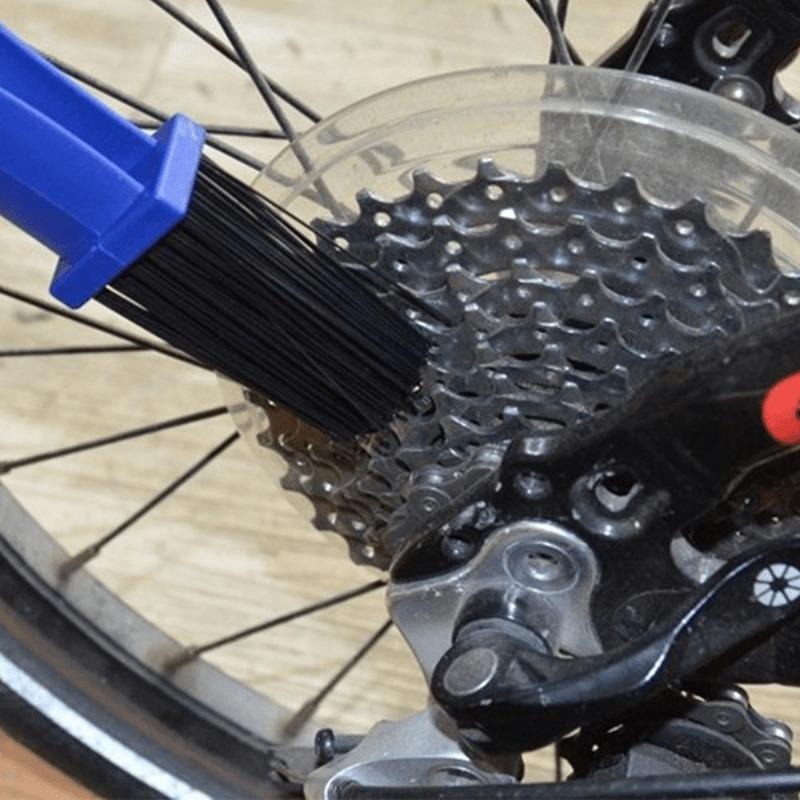 Universal Motorcycle Chain Brush Bike Chain Cleaner Tool Cleaning Brush for Bicycle Chains
