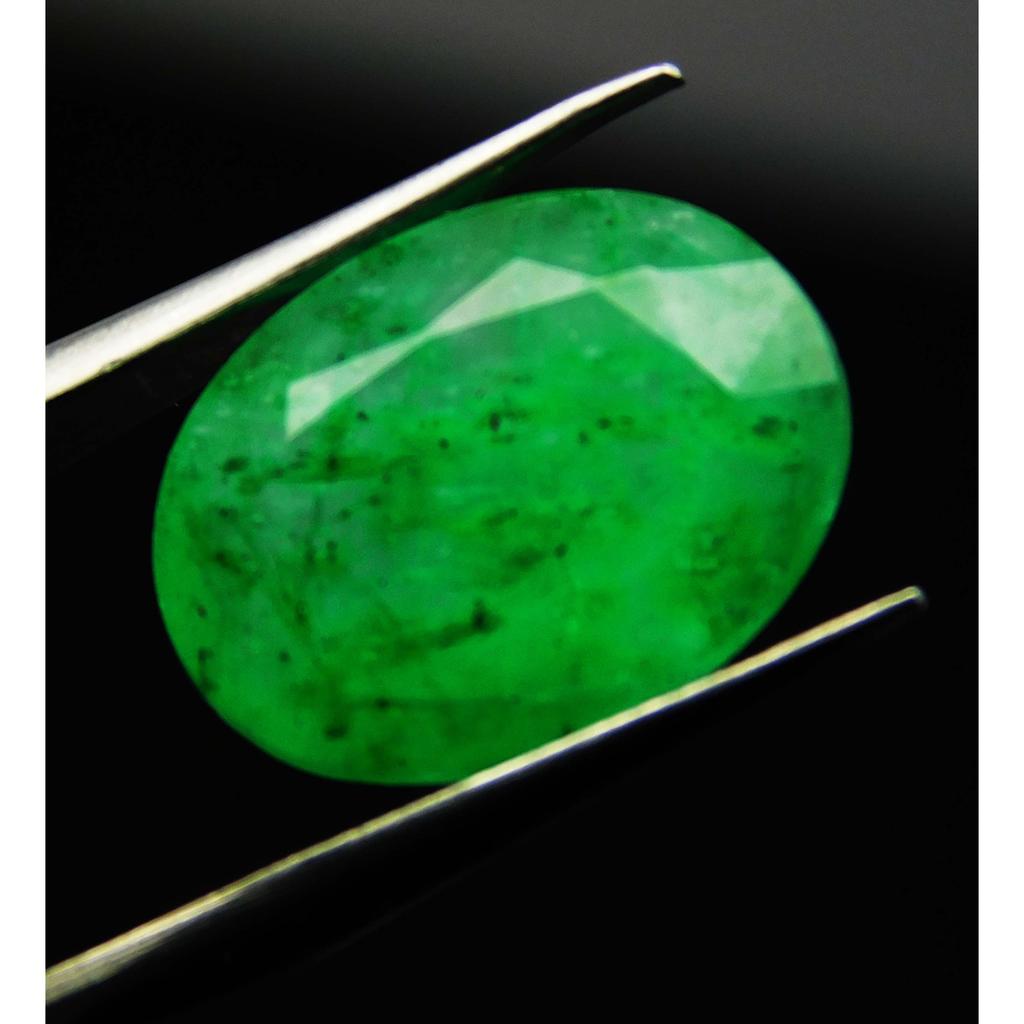 Natural Green Emerald Loose Gemstone Oval Cut 7 Ct Colombian for Jewelry Making and Gem Collections