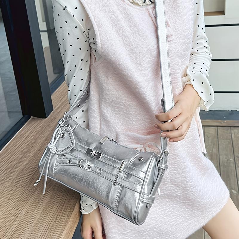 New Bag, Niche Single Shoulder Bag, Large Capacity Underarm Bag, Fashionable Commuter Women's Bag, Suitable for Casual and Formal Occasions.